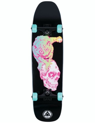 Welcome Loris Loughlin on Nimbus 3000 Complete Skateboard - 8.25" Paris Déstockage Promo