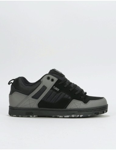 DVS Enduro 125 Skate Shoes - Black/Charcoal/Camo Nubuck d'Europe débarque